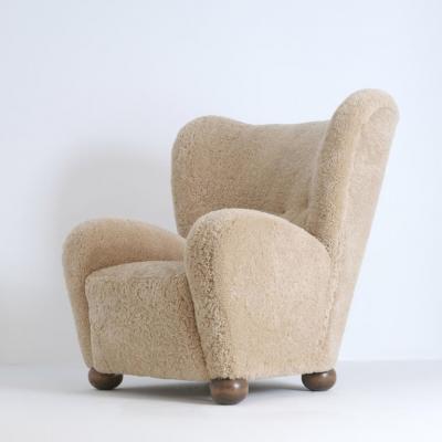 M rta Blomstedt Highback M rta Blomstedt Aulanko Armchair in Honey Natural Sheepskin 1940s