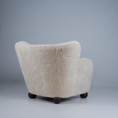 M rta Blomstedt Large M rta Blomstedt Aulanko Armchair in Moonlight Natural Sheepskin 1940s