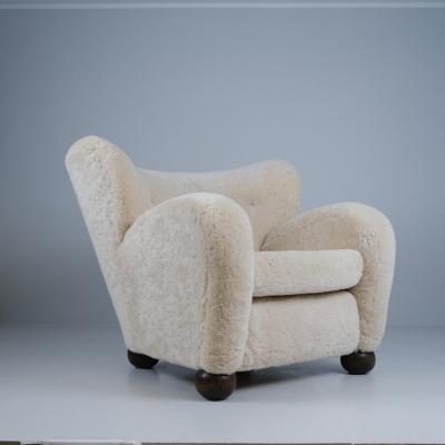 M rta Blomstedt Large M rta Blomstedt Aulanko Armchair in Moonlight Natural Sheepskin 1940s