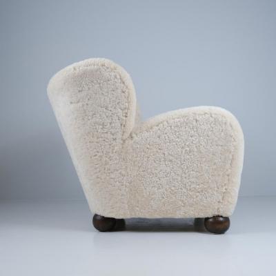 M rta Blomstedt Large M rta Blomstedt Aulanko Armchair in Moonlight Natural Sheepskin 1940s