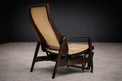M veis Gerdau Reclining Sun Chaise Lounge in Hardwood Caning by Walter Gerdau 1940s