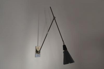 MAGARI Wall Lamp in Nickel