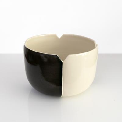 MARGARETA Hennix MARGARETA HENNIX STUDIO BOWL GUSTAVSBERG Sweden 1982