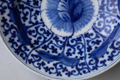 MID 18TH CENTURY CIRCULAR DELFT BOWL OR CURVED CHARGER