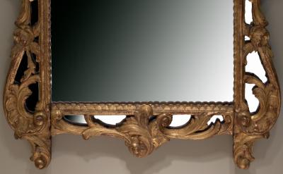 MID 18TH CENTURY GILTWOOD MIRROR
