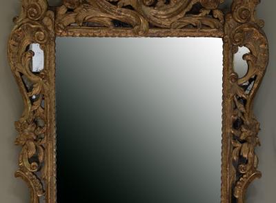 MID 18TH CENTURY GILTWOOD MIRROR