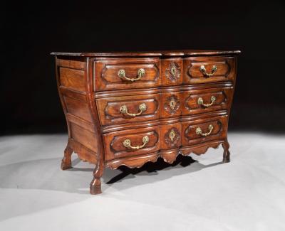 MID 18TH CENTURY LOUIS XV BOMBE SHAPED CHESTNUT PROVINCIAL COMMODE