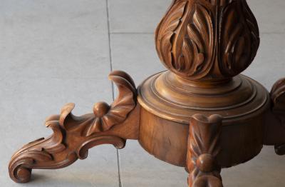 MID 19TH CENTURY OVAL FRENCH CENTRE TABLE