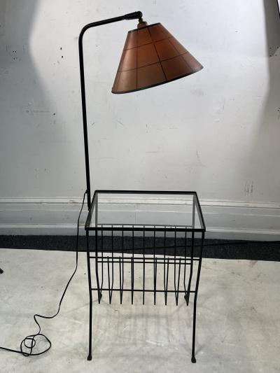 MID CENTURY BLACK IRON MODERNIST MAGAZINE RACK TABLE FLOOR LAMP