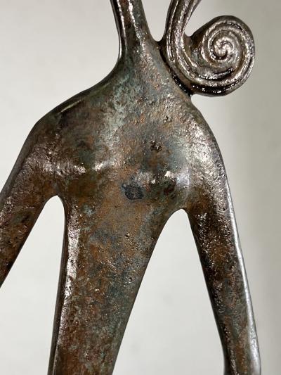 MID CENTURY BRONZE STYLIZED WOMAN HOLDING ORNATE HAND MIRROR