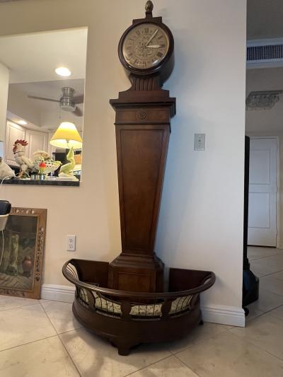 MID CENTURY DECORATIVE WOOD LONG ELECTRIC CLOCK WITH PLANTER BASE