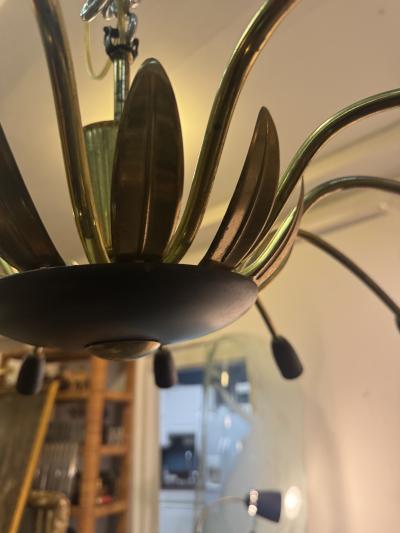 MID CENTURY ITALIAN BRASS BLACK FLOWER FORM 12 LIGHT SPUTNIK CHANDELIER