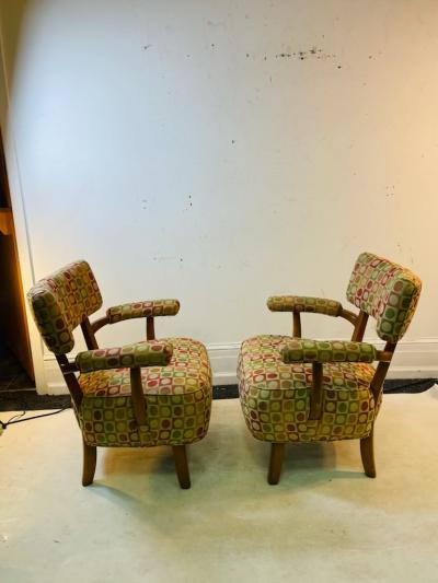 MID CENTURY PAIR OF ARM CHAIRS