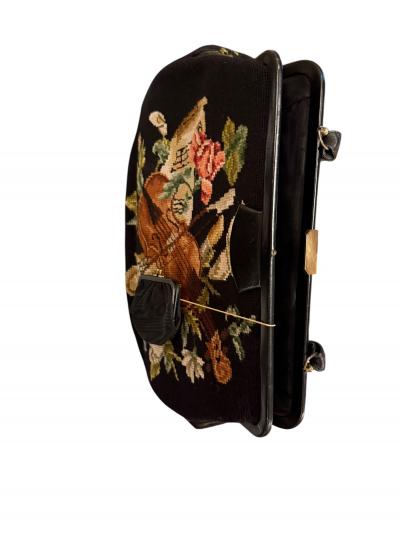 MID CENTURY VIOLIN FLOWERS NEEDLEPOINT BLACK LEATHER HANDBAG