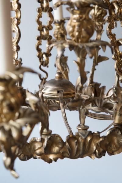 MID NINETEENTH CENTURY ENGLISH GILT BRASS 15 LIGHT CHANDELIER