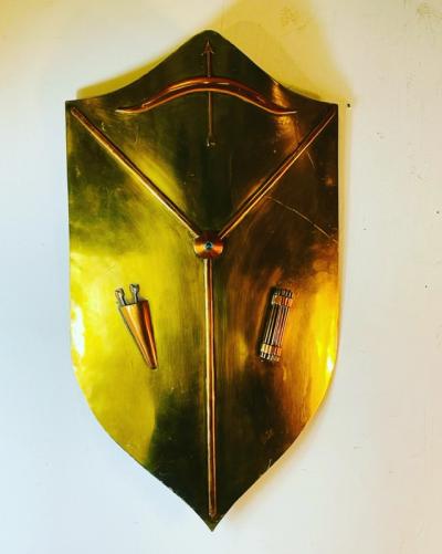 MODERN BRASS AND COPPER ARCHERS SHIELD WALL SCULPTURE