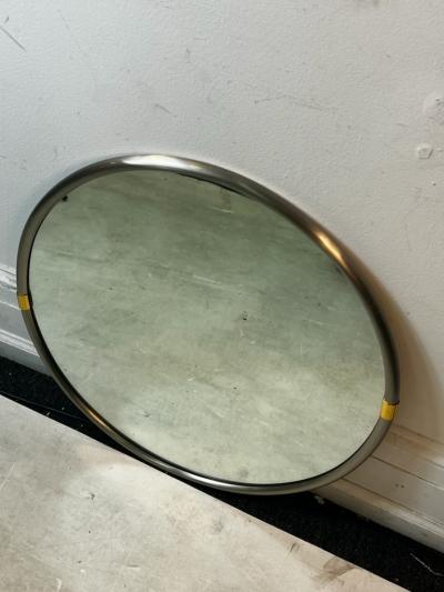 MODERN CHROME BRASS ACCENT ROUND MIRROR