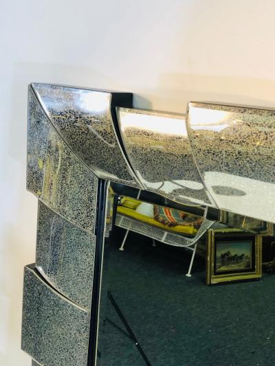 MODERN GRAND SCALE RECTANGULAR MIRROR