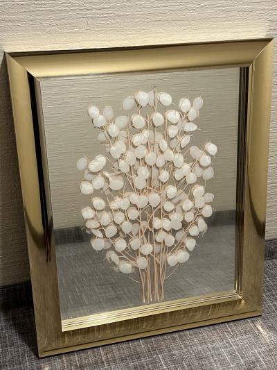 MODERN MIRROR WITH SILVER DOLLAR TREE IMAGE