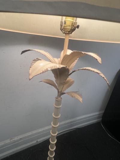 MODERN WHITE ENAMELED PALM TREE FLOOR LAMP