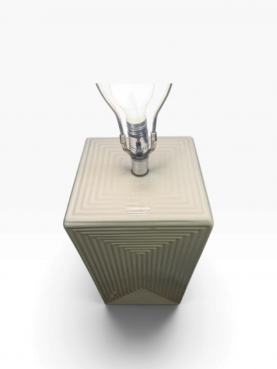 MODERNIST RECTANGULAR COCENTRIC DESIGN WHITE CERAMIC LAMPS