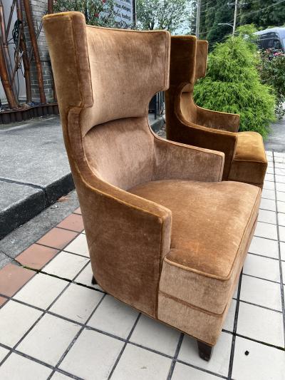 MONUMENTAL ITALIAN MODERNIST WINGBACK CHAIRS