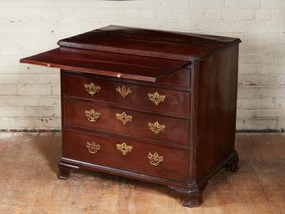 Mahogany Bachelors Chest