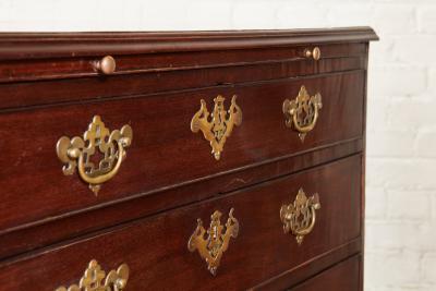 Mahogany Bachelors Chest