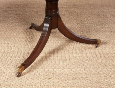 Mahogany Double Pedestal Reeded Edge Dining Table