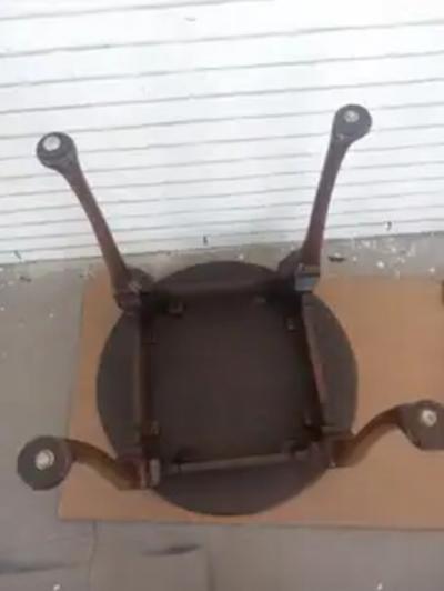 Mahogany Round Table