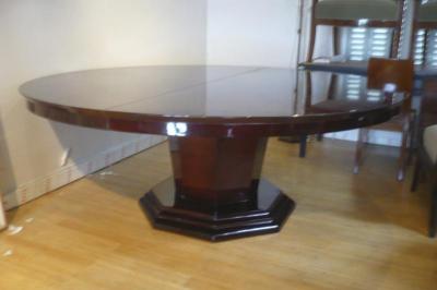 Maison Dominique Maison Dominique Largest Round Dining Table with a Central Foot 1 Leaf