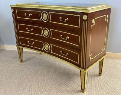 Maison Jansen Pair of Large Russian Neoclassical Style Inverted Front Commodes Chests