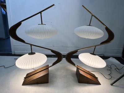 Majestic Lamp company EXCEPTIONAL PAIR OF MID CENTURY Z LAMPS BY MAJESTIC