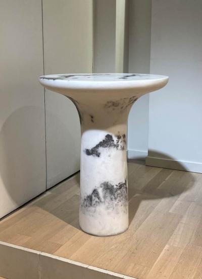 Marbled salts table