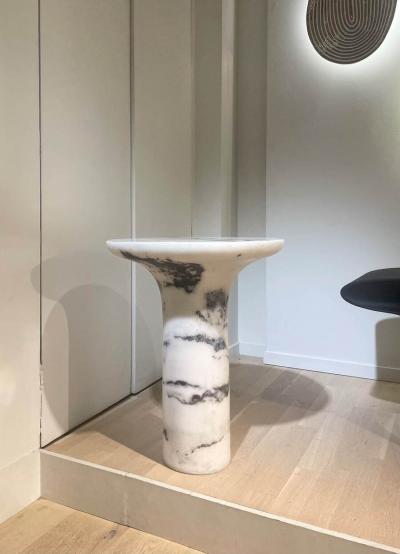Marbled salts table