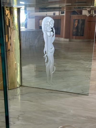 Marc Lalique INCREDIBLE ART DECO REVIVAL ILLUMINATED SCENIC ETCHED GLASS DINING TABLE