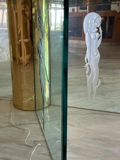 Marc Lalique INCREDIBLE ART DECO REVIVAL ILLUMINATED SCENIC ETCHED GLASS DINING TABLE