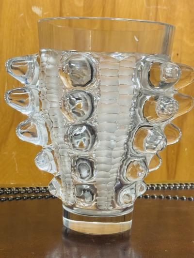 Marc Lalique MARC LALIQUE PAIMPOL CRYSTAL VASE FOR LA MARQUISE DE SEVIGNE CHOCOLATE FACTORY