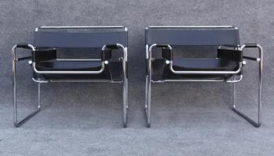 Marcel Breuer Pair of Signed Marcel Breuer Wassily Lounge Chairs Stendig Made in Italy 1960s