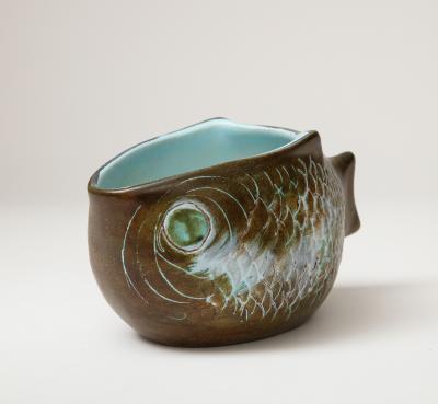 Marcel Guillot Beautiful fish shaped glazed ceramic bowl by Marcel Guillot
