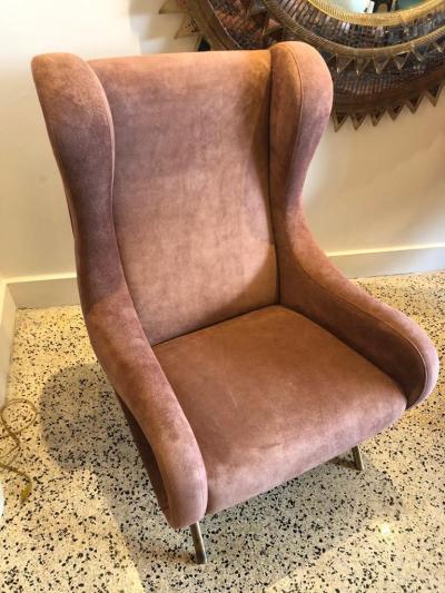 Marco Zanuso Marco Zanuso Senior Armchairs for Arflex in Opaque Rose Suede Leather Pair