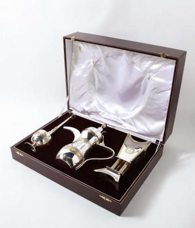Margaret Thatcher and State of Qatar Garrard Co Silver Gilt Presentation Set