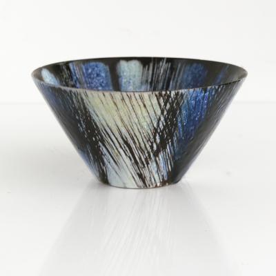 Mari Simmulsson MARI SIMMULSSON CROSS HATCHED BOWL FOR UPSALA EKEBY SWEDEN C 1950