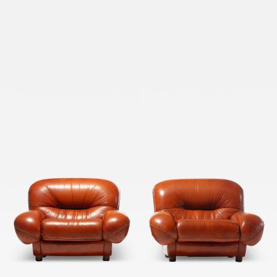 Mario Bellini 1970s Monumental Italian Boxing Glove Lounge Chairs in Cognac Leather