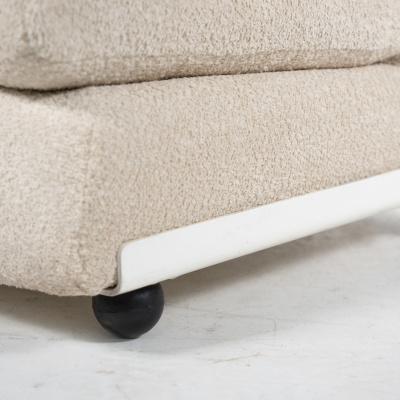 Mario Bellini Mid Century Modern Pair of Amanta Armchairs by Mario Bellini 1960s