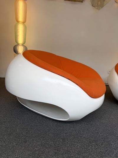 Mario Sabot Pair of Fiberglass POD Armchairs by Mario Sabot Italy 1970s