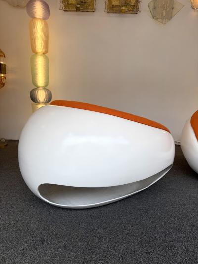 Mario Sabot Pair of Fiberglass POD Armchairs by Mario Sabot Italy 1970s