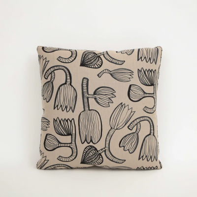Mark Cunningham TULIP NATURAL IRON PILLOW