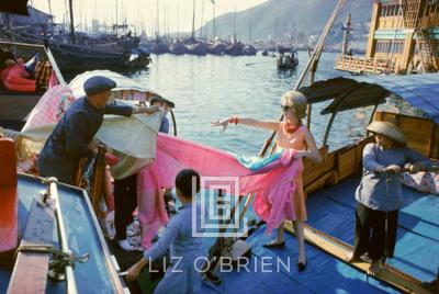 Mark Shaw Tiger Morse in Peach on Boat 02 Hong Kong 1962