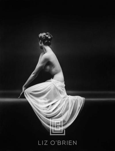 Mark Shaw Vanity Fair Nude Shrug